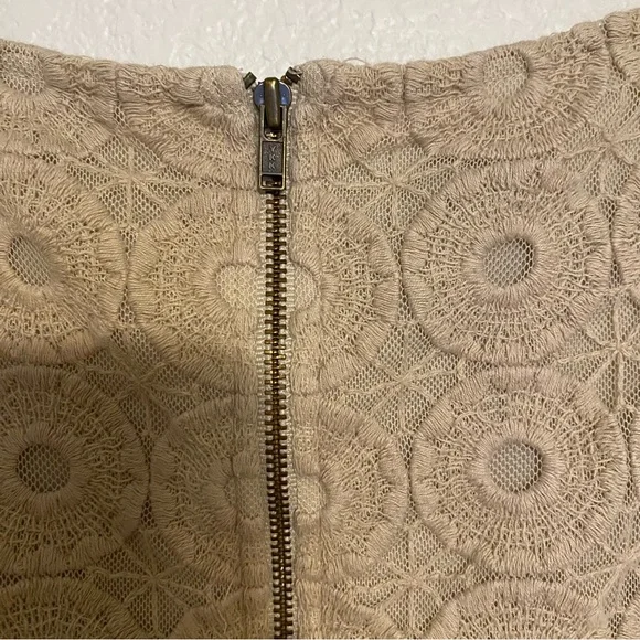 Banana Republic Cream Lace Overlay Cotton Shift Dress Women's Size 14 - Picture 10 of 11